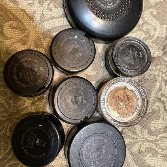 MAC Cosmetics Eyeshadow Collection - Gold, Purple, Pink Hues - Picture 8 of 12